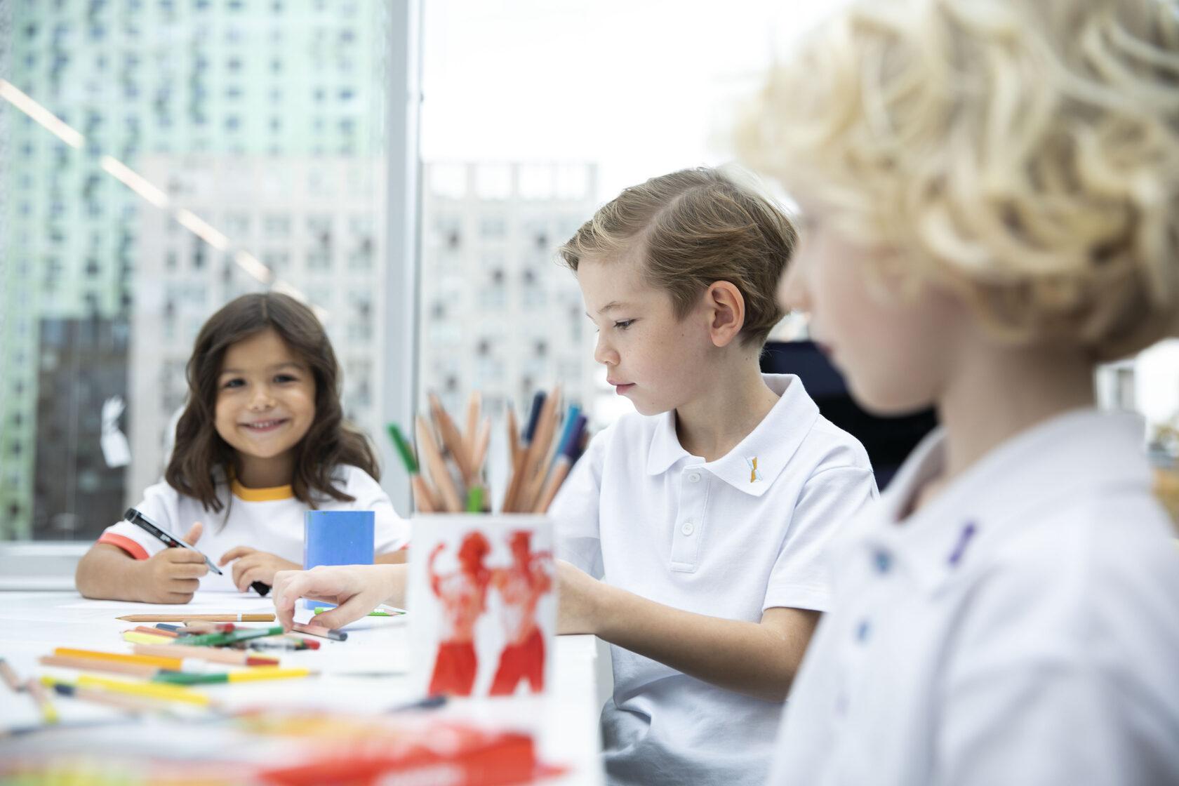 Master New Languages: Dynamic Classes, Proven Learning Approaches